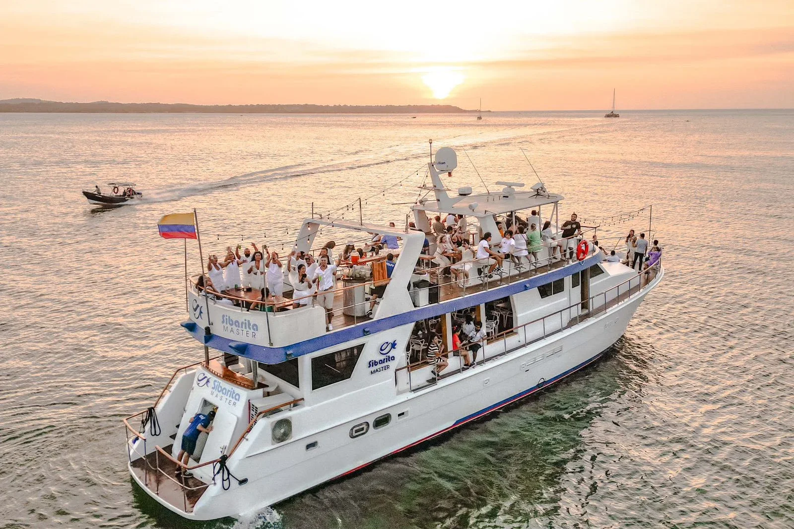 Cruise sunset tour in Cartagena — photo 1 of 6