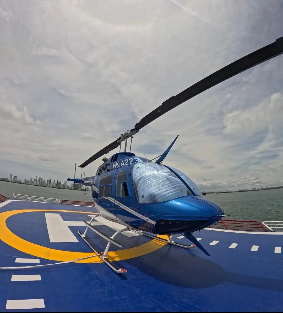 Panoramic helicopter tour  in Cartagena — photo 3 of 4