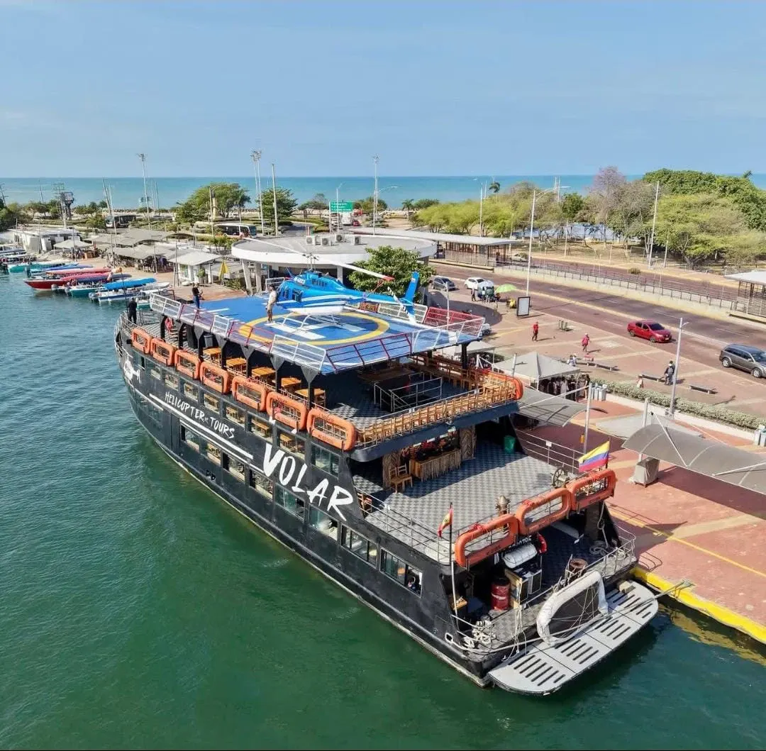 Panoramic helicopter tour  in Cartagena — photo 4 of 4