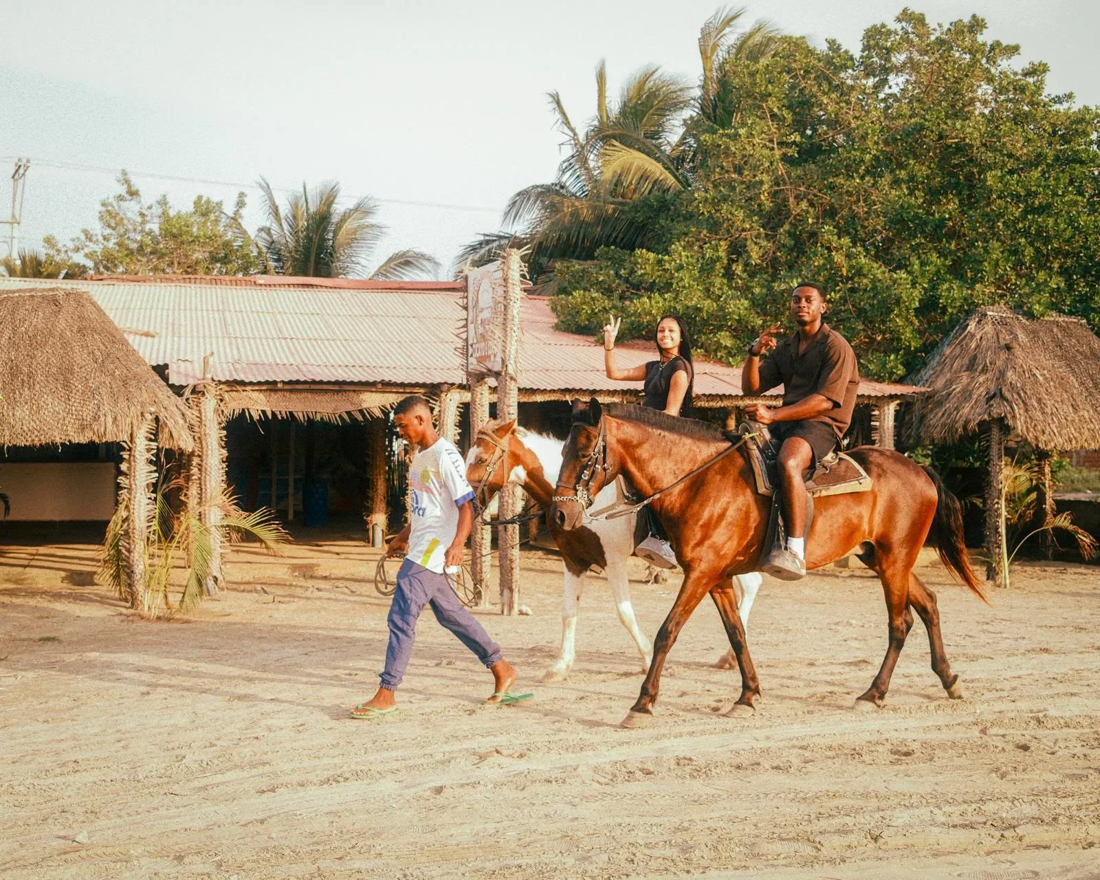 Horseback ride on the beach in Cartagena — photo 1 of 4