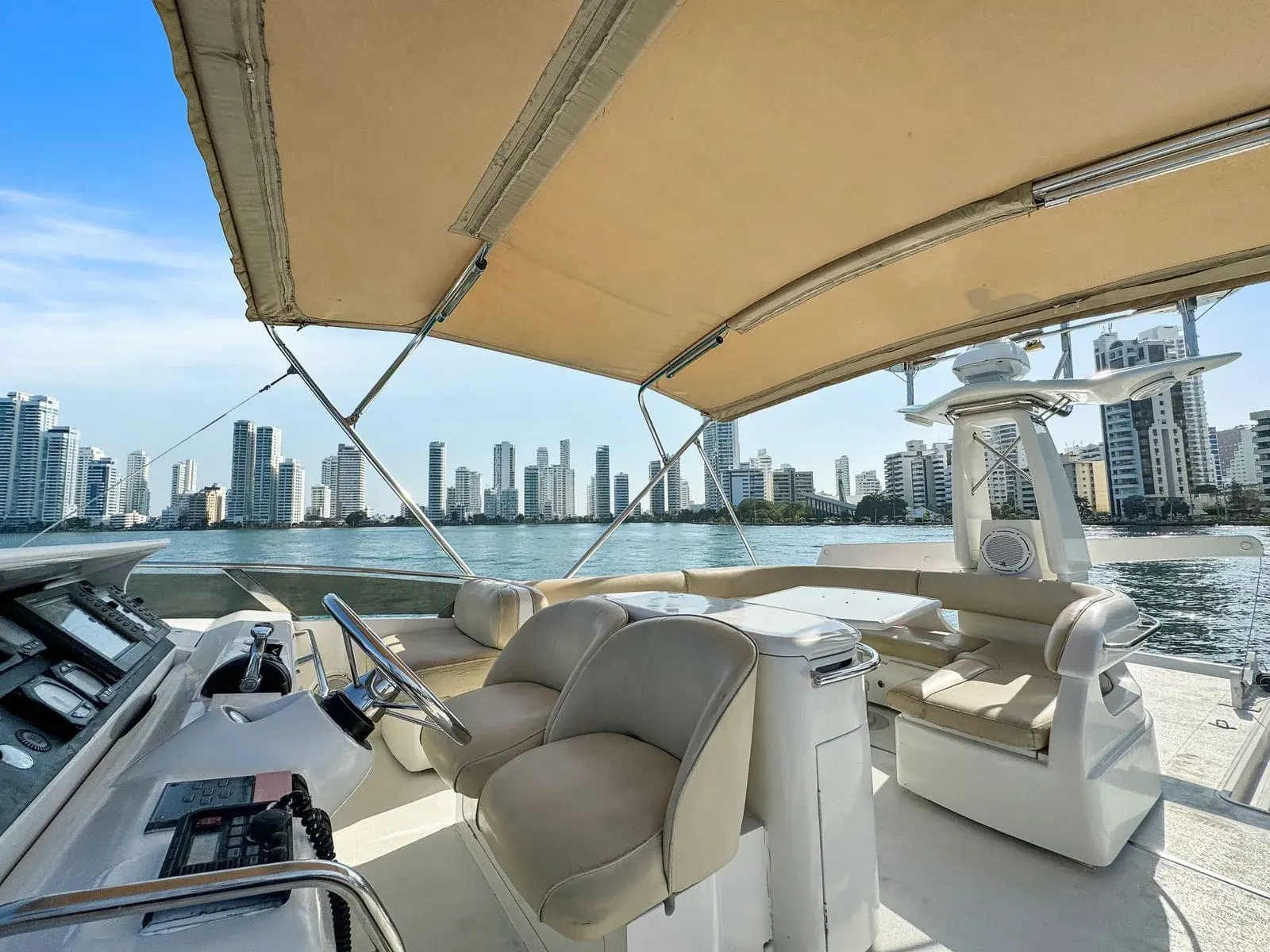 Luxury yacht · Rosario Islands, Barú & Cholón in Cartagena — photo 4 of 10